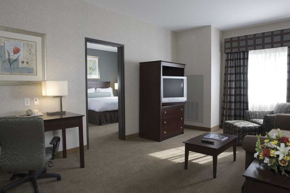 Holiday Inn Express & Suites Charlottesville - Ruckersville, An Ihg Hotel Ngoại thất bức ảnh